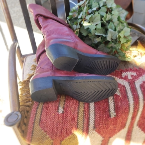 BRONX boots are always on-trend in the most fashionable color - Picture 5 of 11